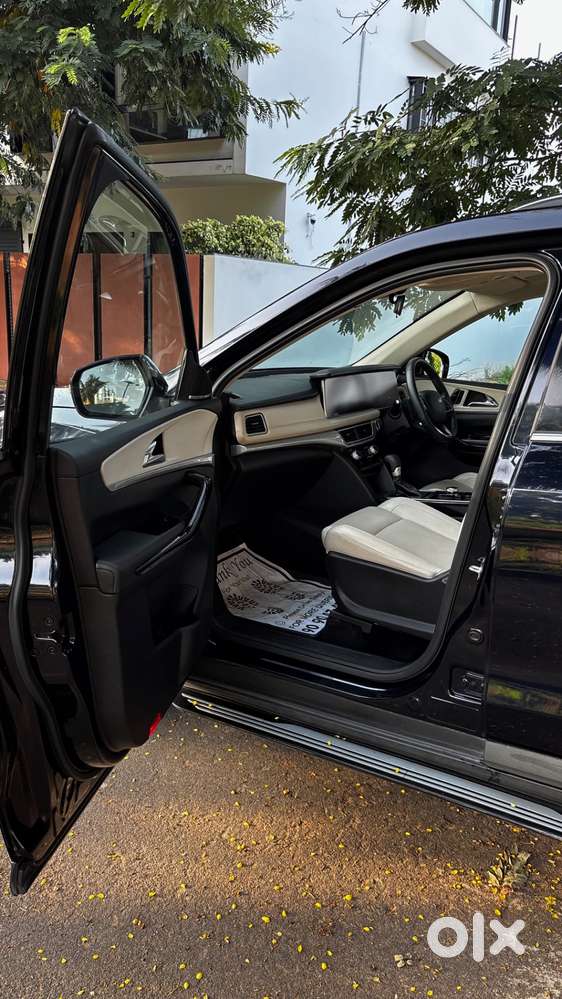 Mahindra Xuv700 2023 Petrol Good Condition