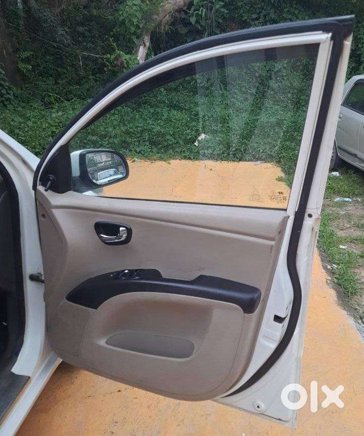 Hyundai I10 Sportz 1.1l, 2014, Petrol