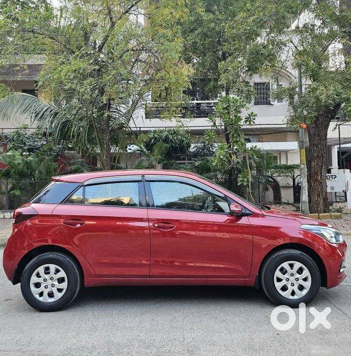 Hyundai I20 Sportz 1.2 Bs-iv, 2018, Petrol