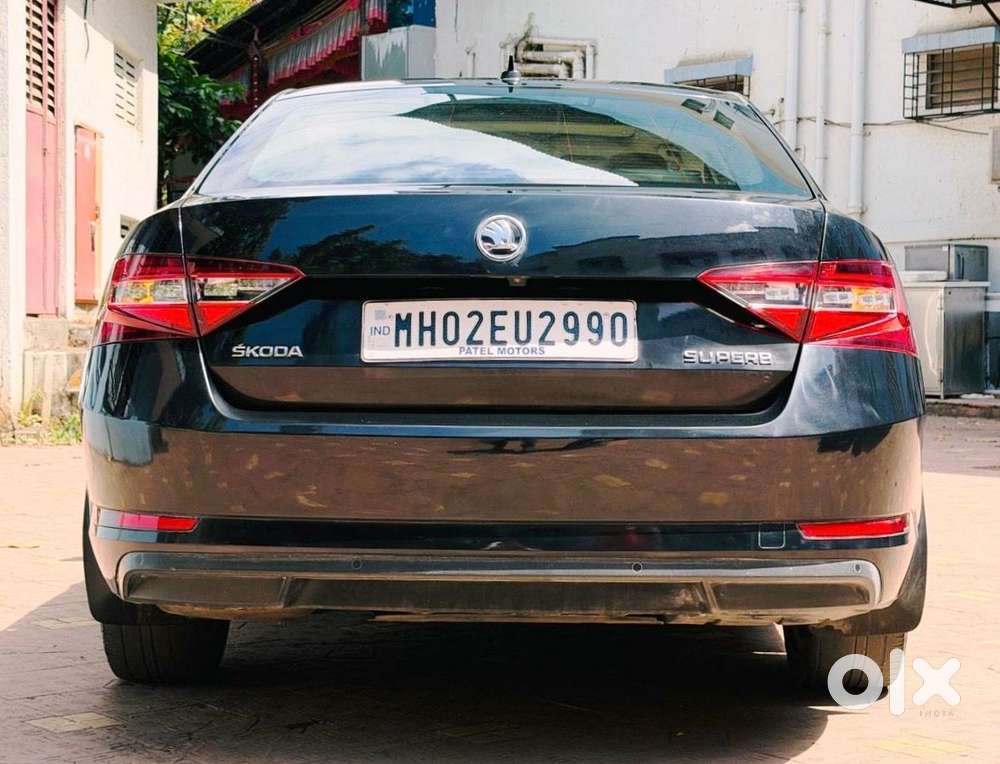 Skoda Superb 1.8 Elegance Tsi At, 2018, Petrol