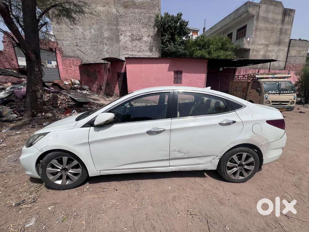 Hyundai 2012 Diesel Manual Year