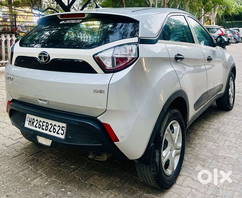 Tata Nexon 1.2 Revotron Xma Amt (s), 2019, Petrol