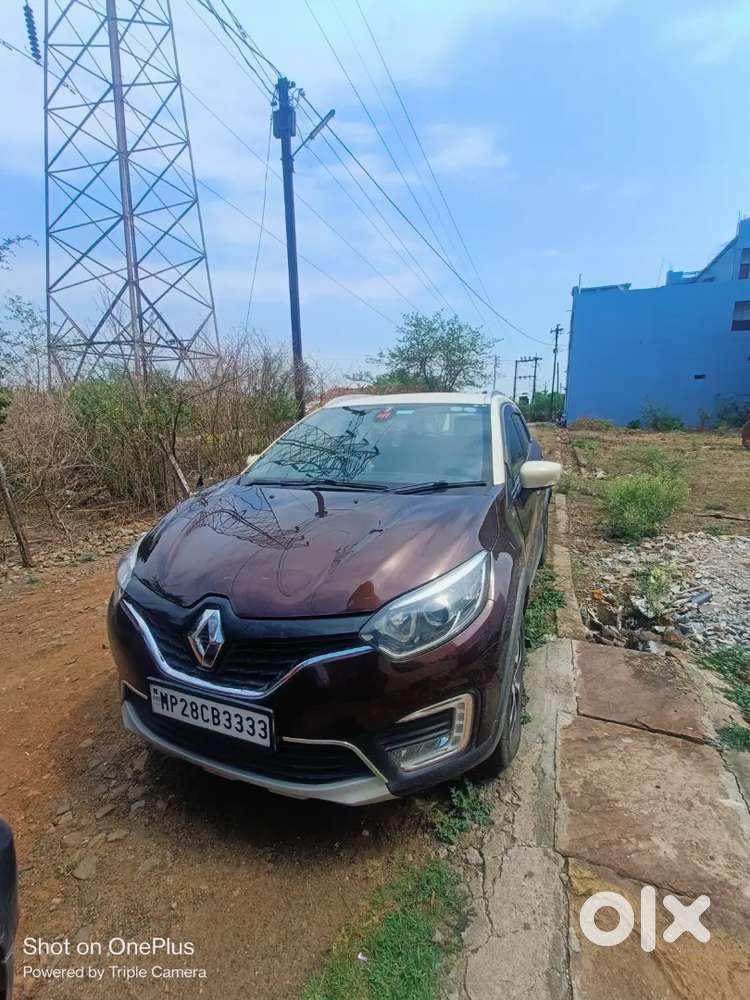 Renault Captur 2019 Petrol 70000 Km Driven
