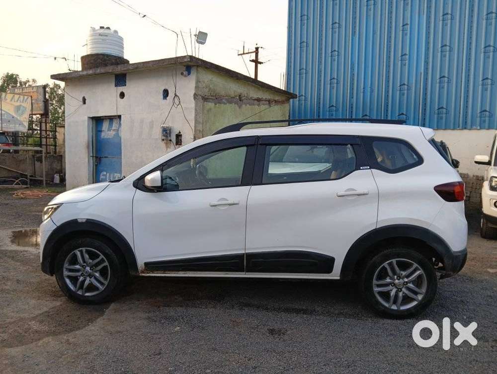 Renault Triber Rxz Easy-r Amt, 2021, Petrol