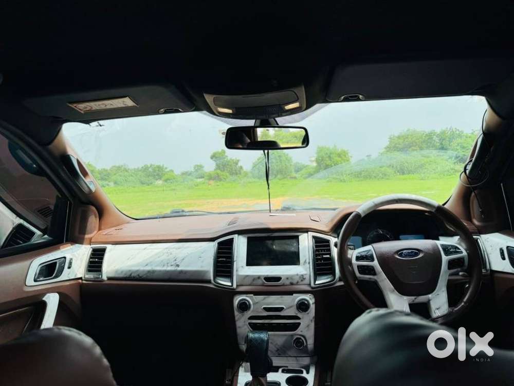 Ford Endeavour 2.2 Titanium At 4x2, 2016, Diesel