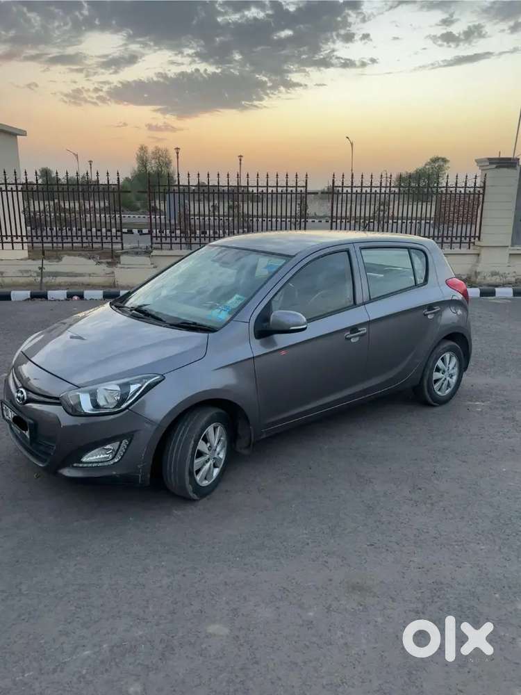 Hyundai I20 2013 Petrol Well Maintained