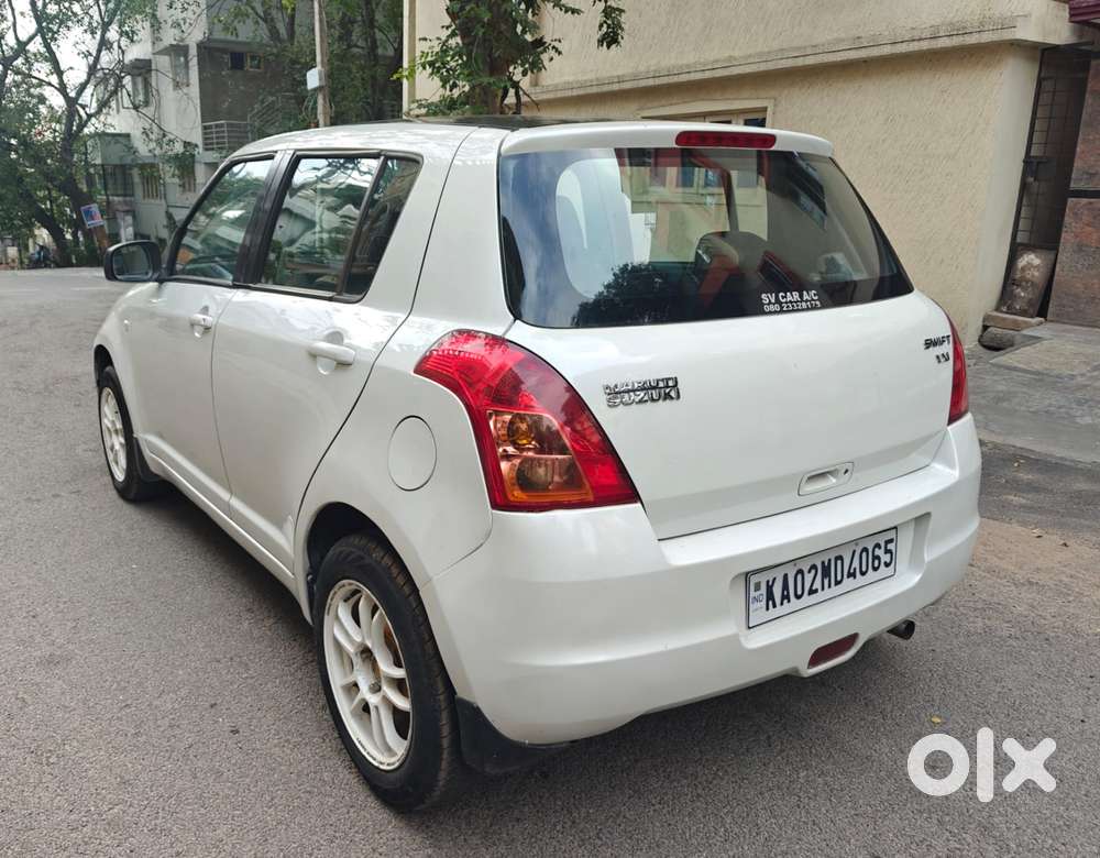 Maruti Suzuki Swift 1.3 Vxi, 2009, Petrol
