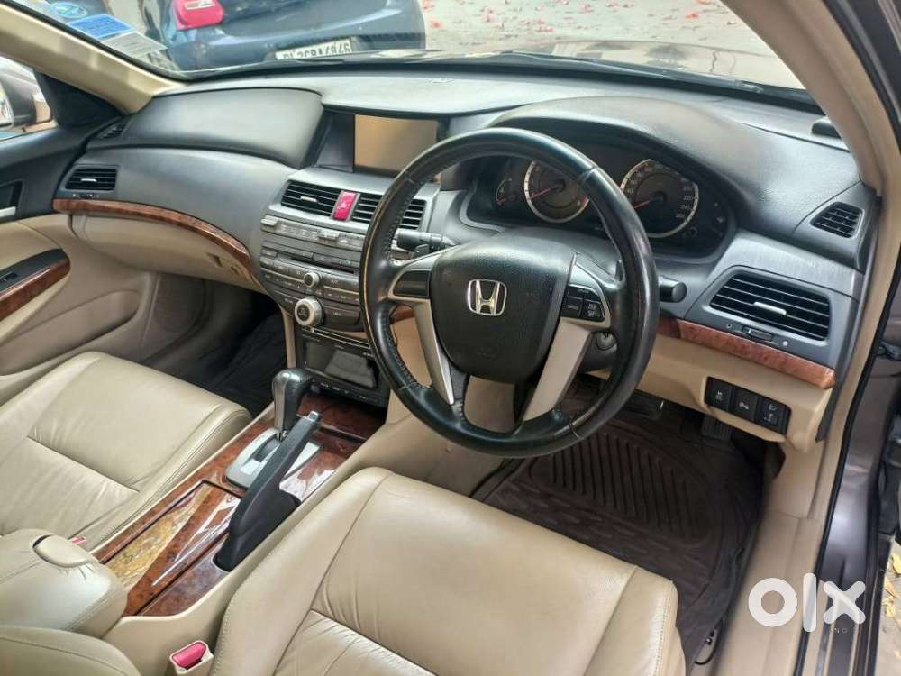 Honda Accord 2.4 Elegance Automatic, 2013, Petrol