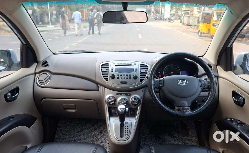 Hyundai I10 Asta Sunroof At, 2011, Petrol
