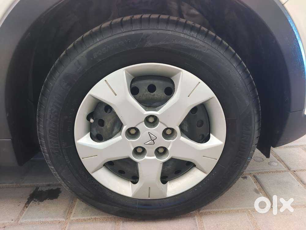 Mahindra Xuv300 W6, 2023, Petrol