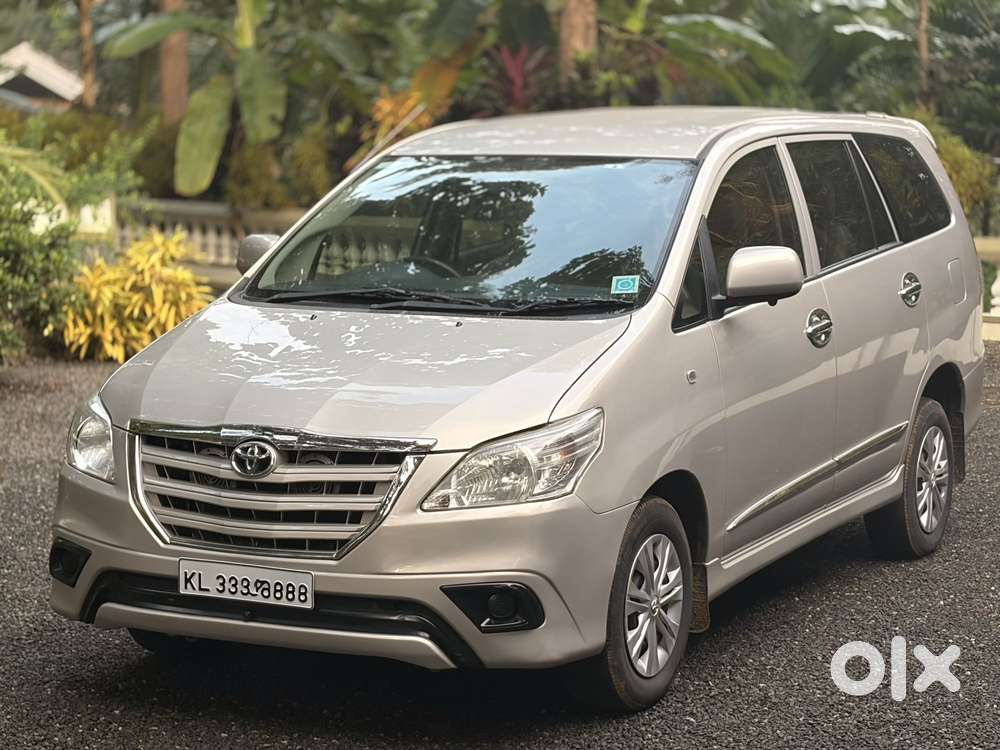 Toyota Innova 2.5 G (diesel) 7 Seater Bs Iv, 2016, Diesel