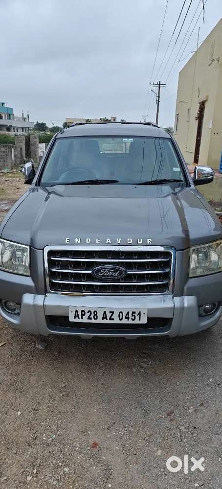 Ford Endeavour Thunder Plus