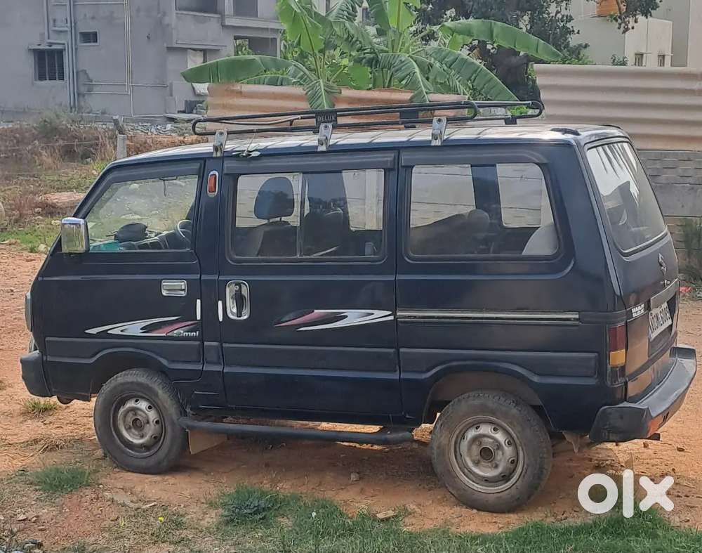 8 Seater New Tires 1 Stepni In Good Condition