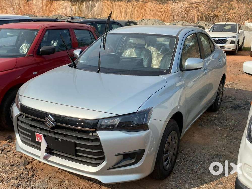Maruti Suzuki Dzire 2025 Petrol Almost Brand New Top Condition