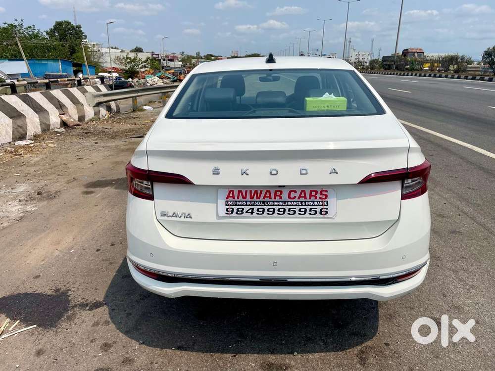 Skoda Slavia 1.0 Tsi Style, 2022, Petrol