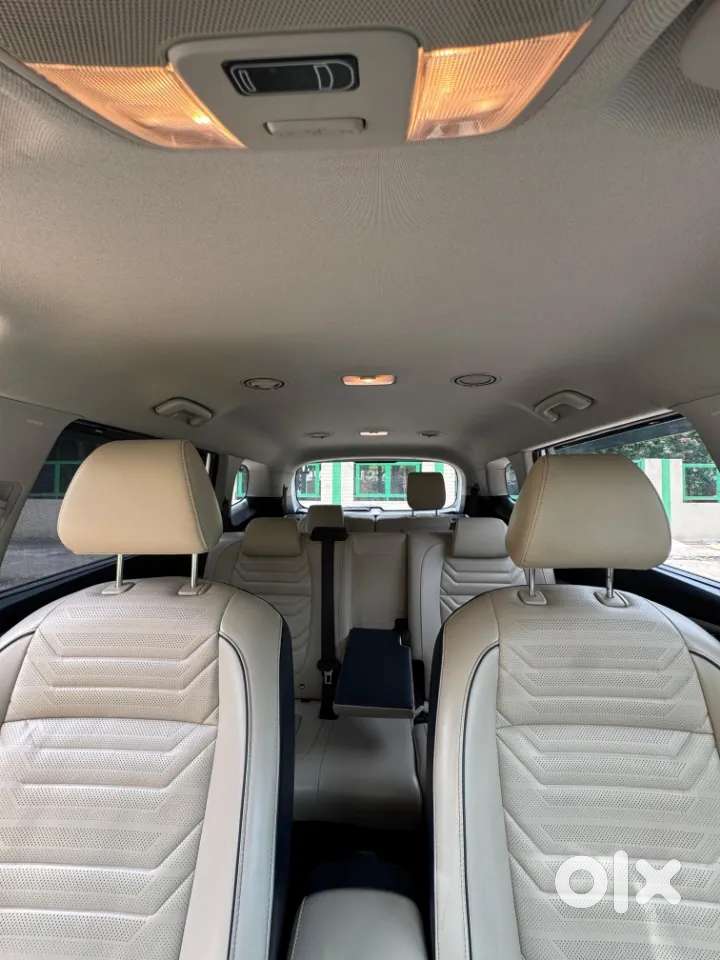 Kia Carens 1.5 Luxury Plus Diesel At 7 Str, 2023, Diesel