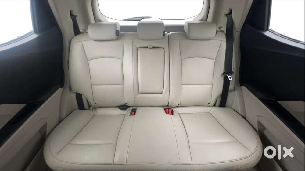 Mahindra Xuv300 W8 Option, 2021, Petrol
