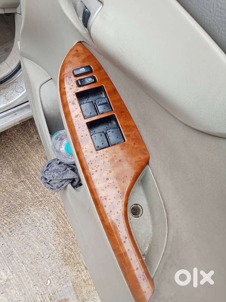 Toyota Corolla Altis