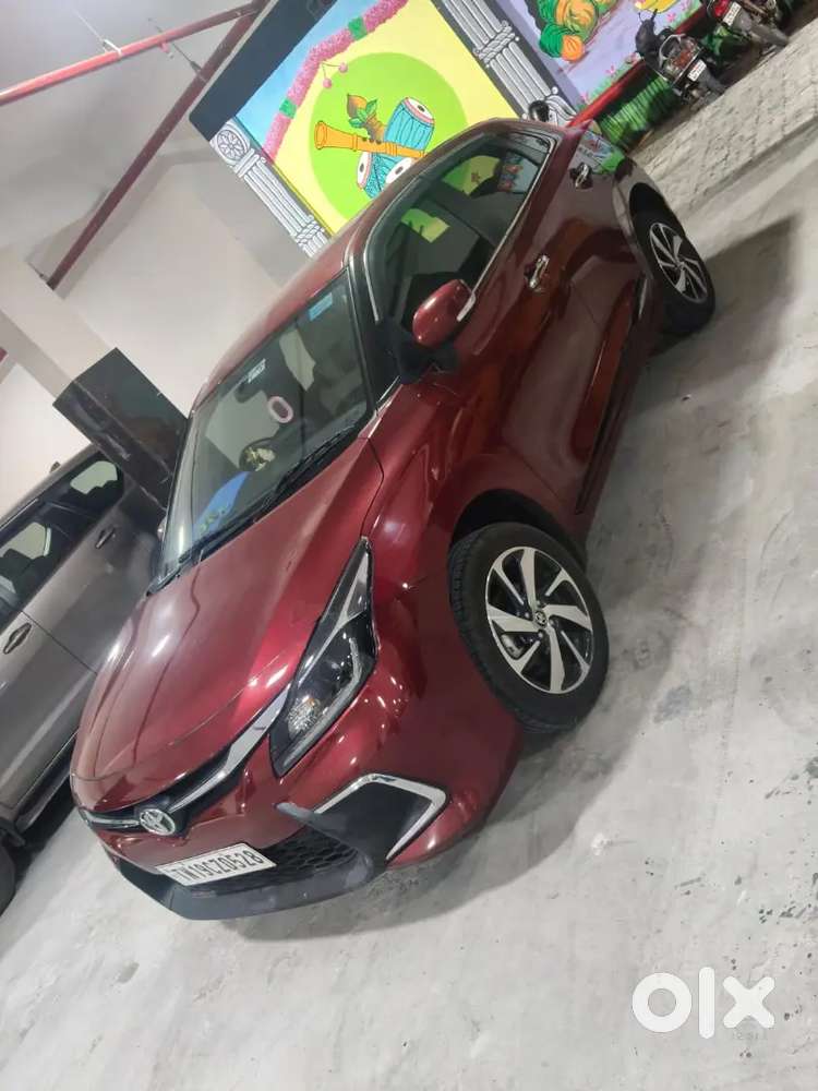 Toyota Glanza 2024 Petrol 30000 Km Company Service Record