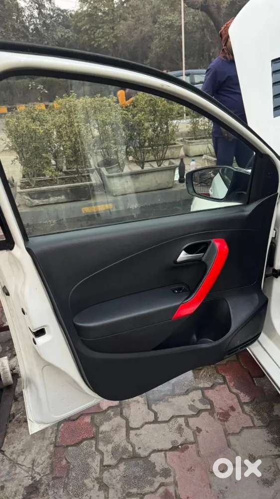 Volkswagen Polo Gt Tsi 2017  27000 Km Driven