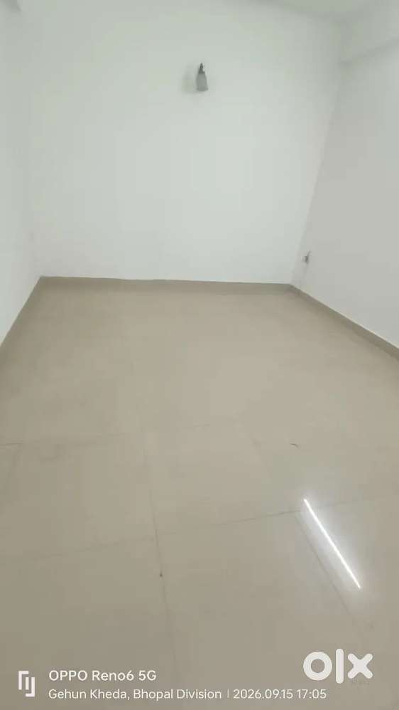 2,bhk flat for sale Danish kunj jain mandir ke pass Kolar road
