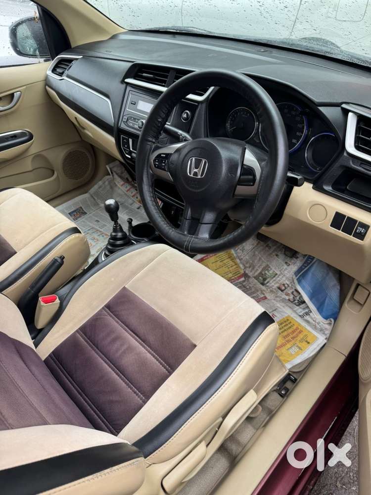 Honda Amaze 2017 Petrol Well Maintained