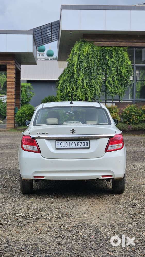 Maruti Suzuki Swift Dzire Zxi + Amt, 2022, Petrol