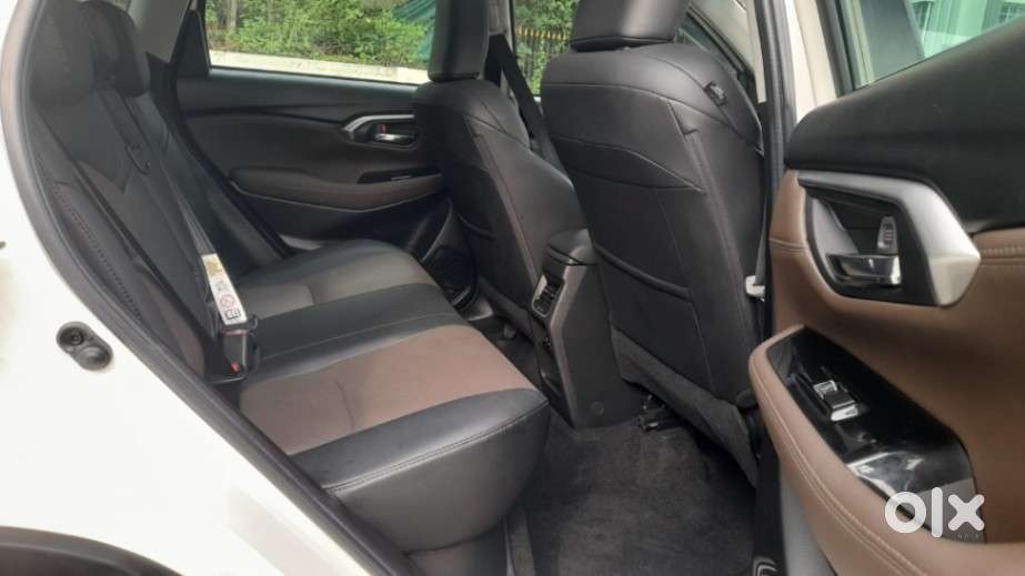Toyota Urban Cruiser Hyryder 1.5 V Hybrid, 2024, Petrol