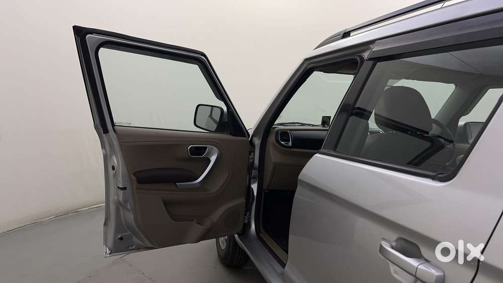 Mahindra Tuv 300 T8, 2015, Diesel