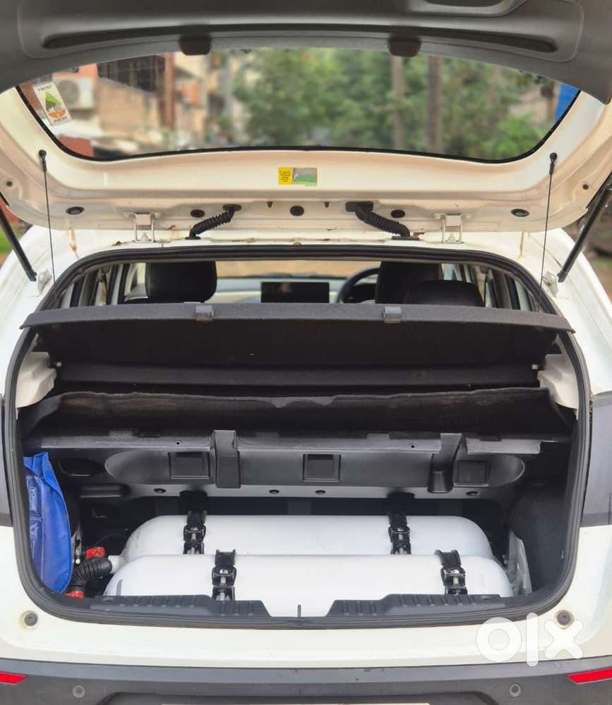Tata Altroz Creative S, 2025, Cng & Hybrids