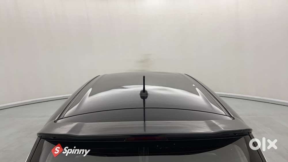 Maruti Suzuki Swift Zxi Plus Amt Dual Tone, 2022, Petrol