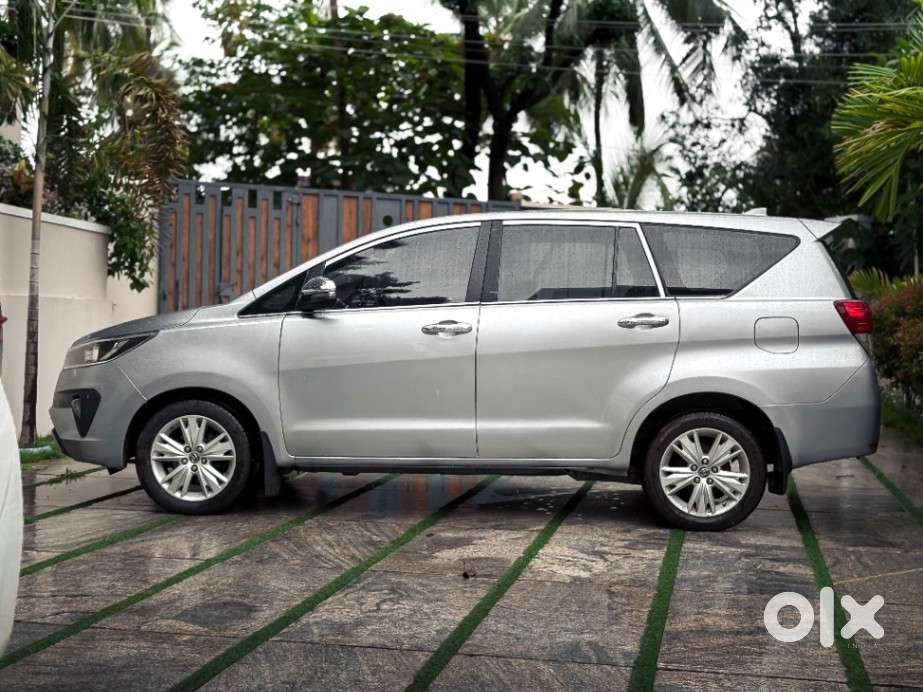 Toyota Innova Crysta 2.4 Gx Mt, 2019, Diesel