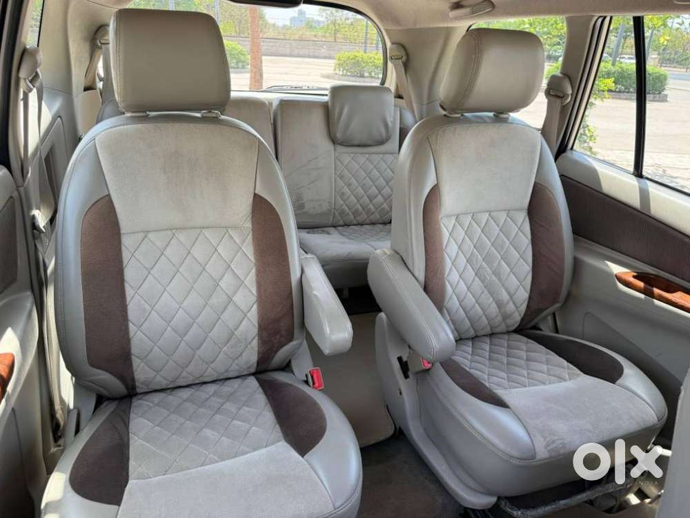 Toyota Innova 2.5 G (diesel) 7 Seater Bs Iv, 2013, Diesel