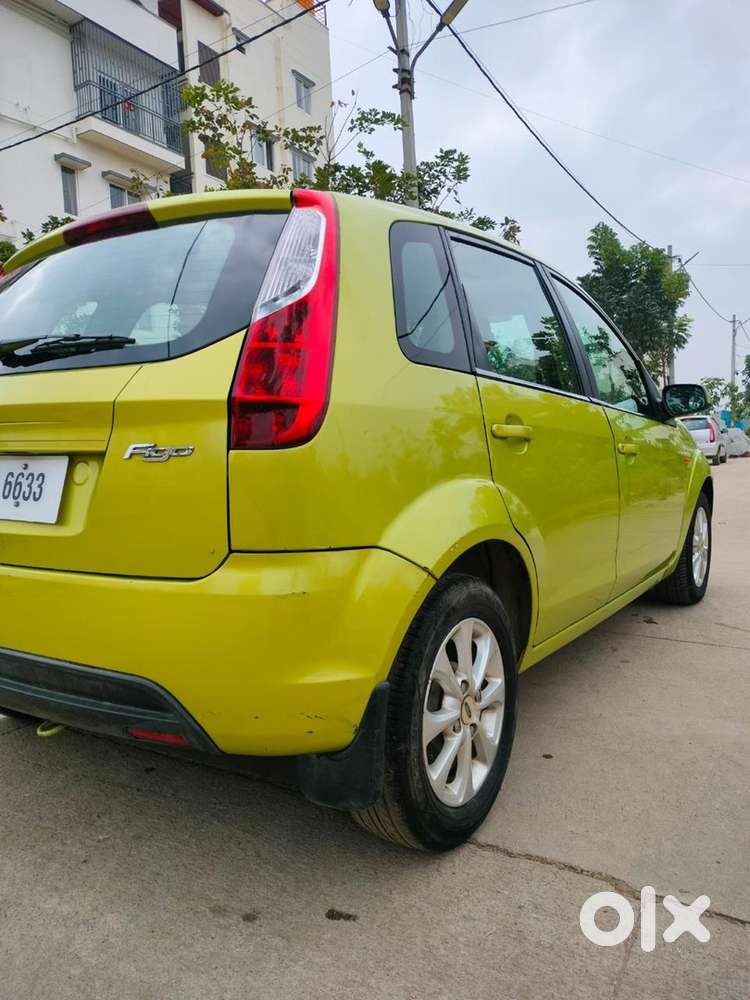 Ford Figo Petrol 2010