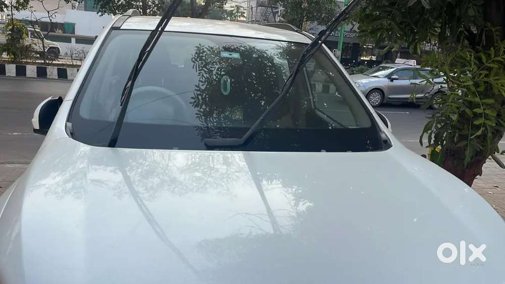 Mahindra Xuv500 2017 Diesel 76500 Km Driven