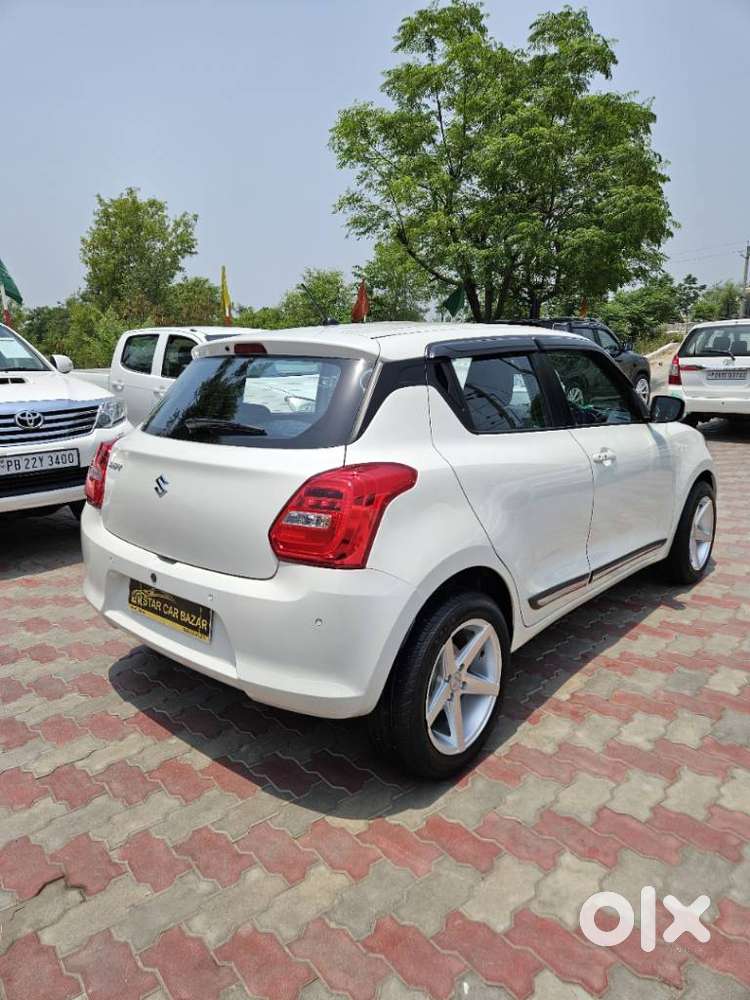 Maruti Suzuki Swift 1.3 Zxi, 2022, Petrol