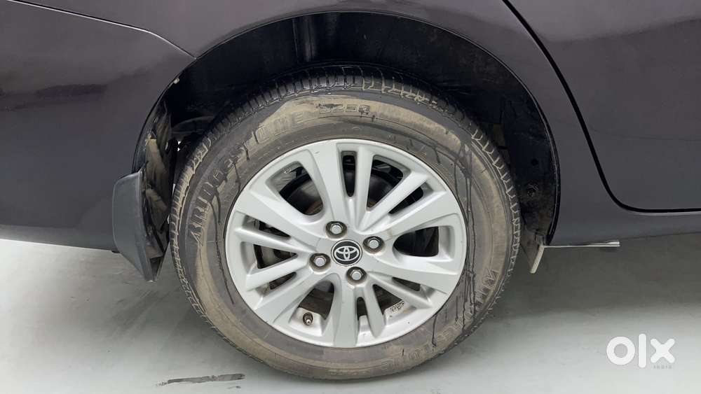 Toyota Yaris Ativ Vx Cvt, 2018, Petrol