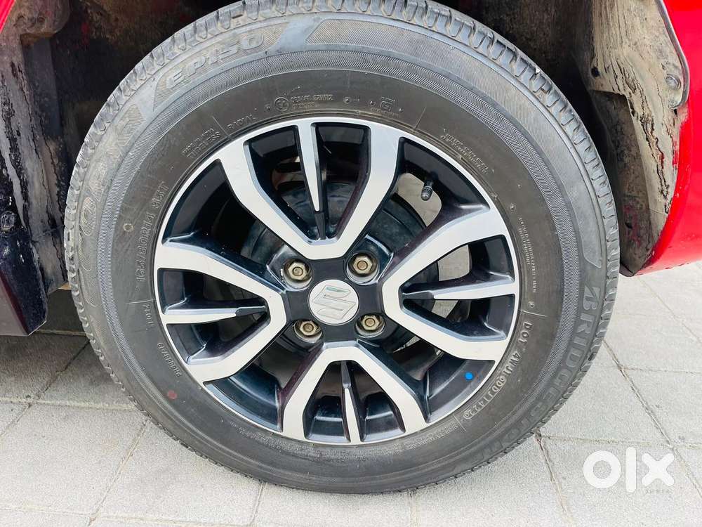 Maruti Suzuki Swift 1.2 Vxi (o), 2022, Petrol