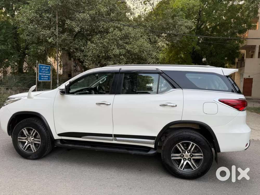 Toyota Fortuner 4x2 At 2.8 Diesel, 2019, Diesel