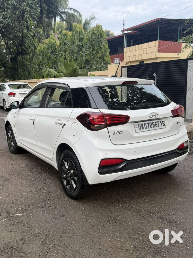 Hyundai I20 Petrol Cvt Asta, 2018, Petrol