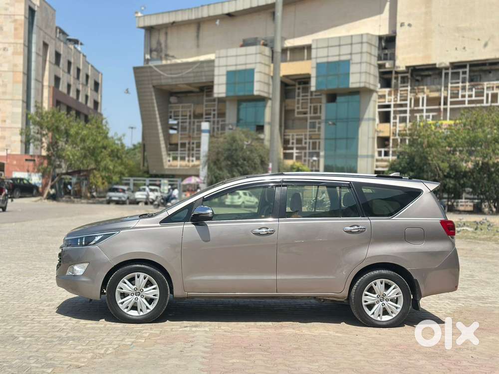 Toyota Innova Crysta 2.8z Automatic, 2019, Diesel