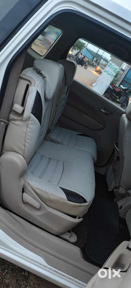Maruti Suzuki Ertiga Maruti-suzuki-ertiga-zdi-plus, 2015, Diesel