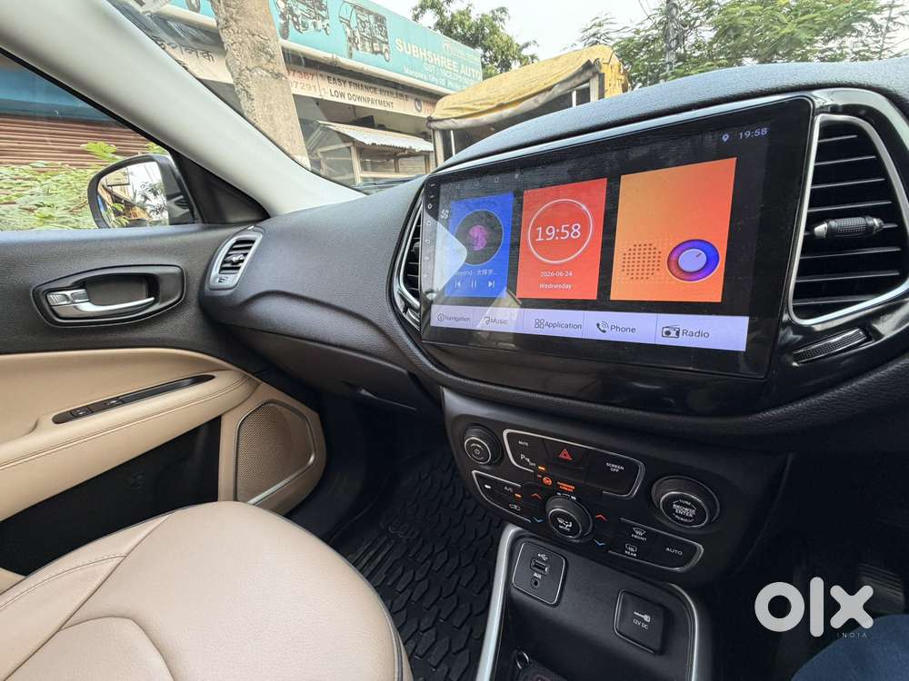 Jeep Compass 2.0 Longitude Option, 2018, Diesel
