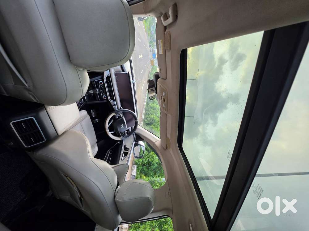 Mahindra Xuv700 2021 Petrol Good Condition