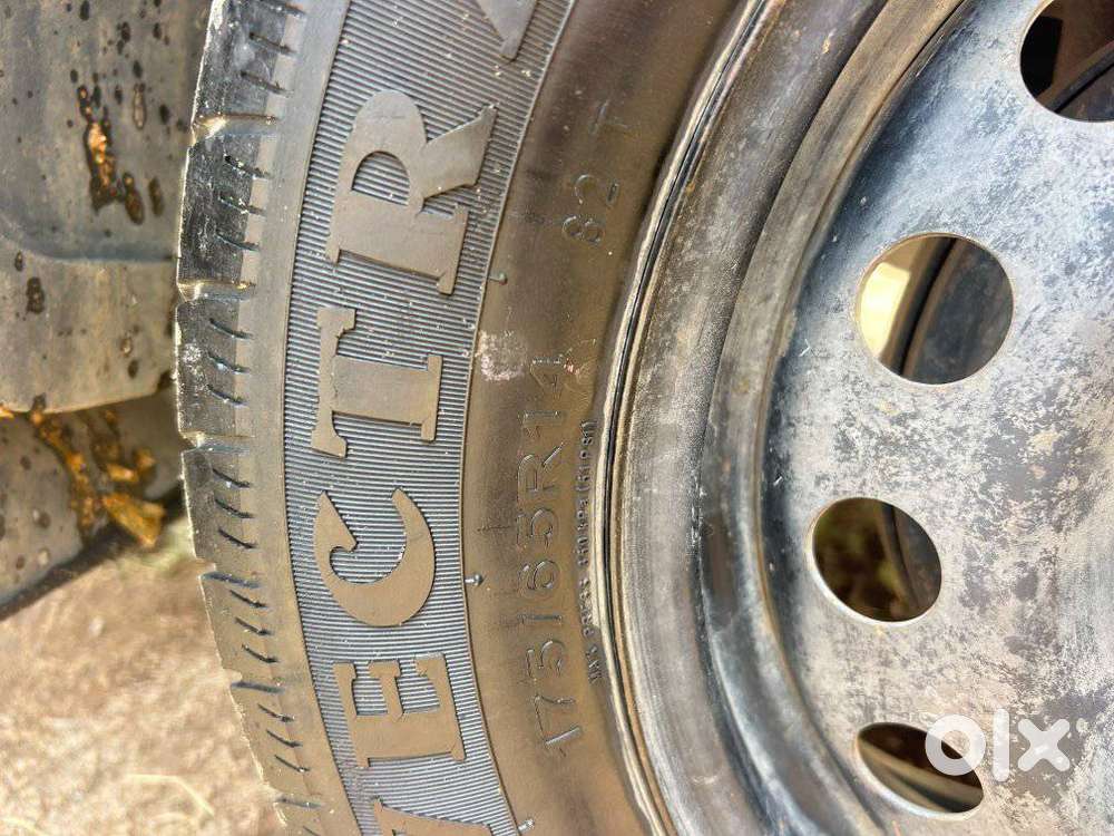 Toyota Etios 2010-2012 G, 2011, Petrol