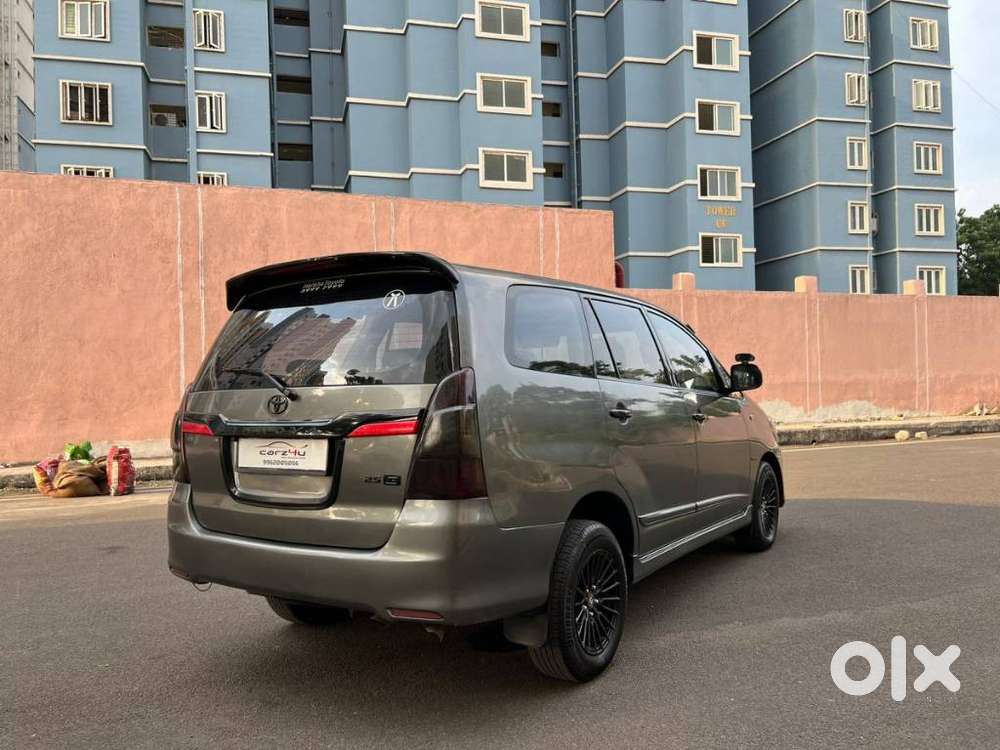 Toyota Innova 2.5 Gx (diesel) 8 Seater Bs Iv, 2014, Diesel