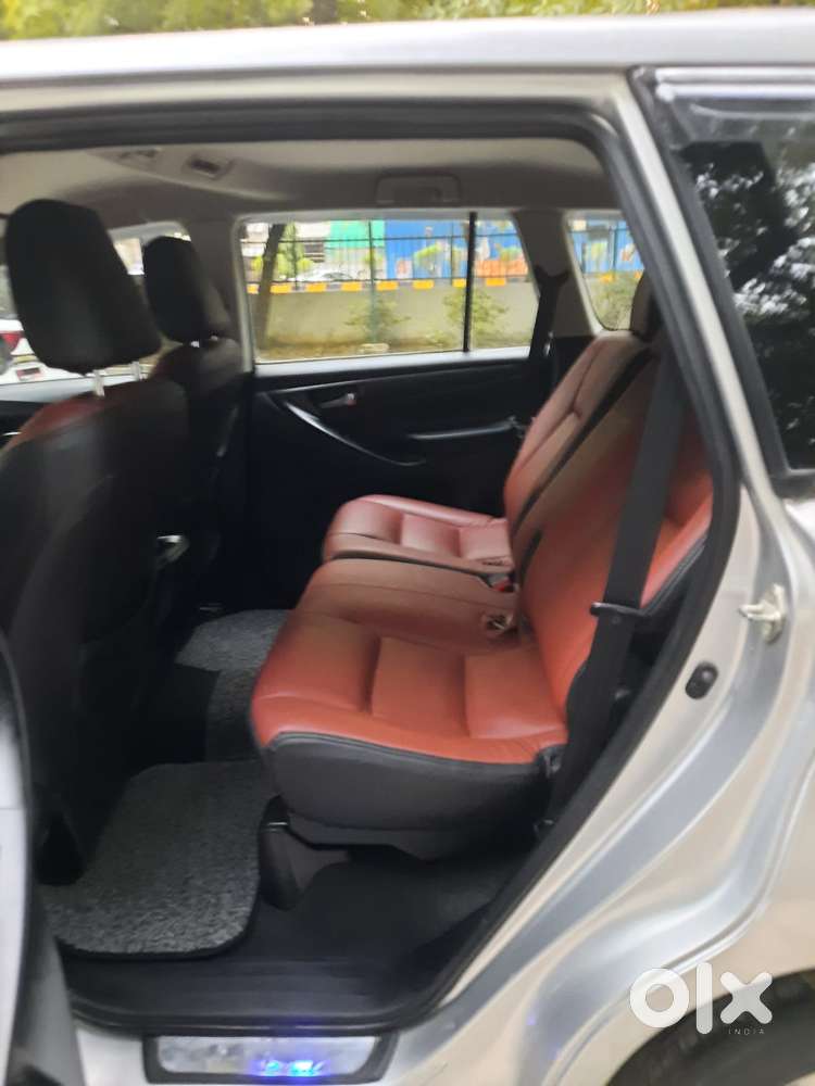 Toyota Innova Crysta 2.8 Gx At, 2017, Diesel