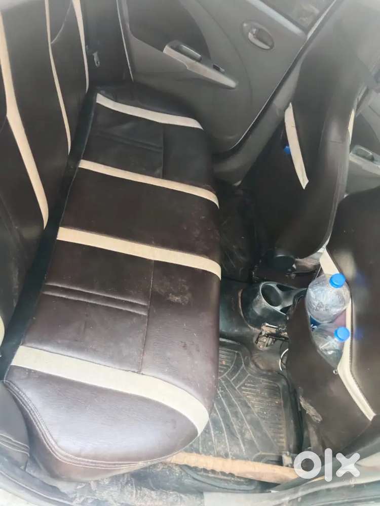 Toyota Etios Sportivo 2012