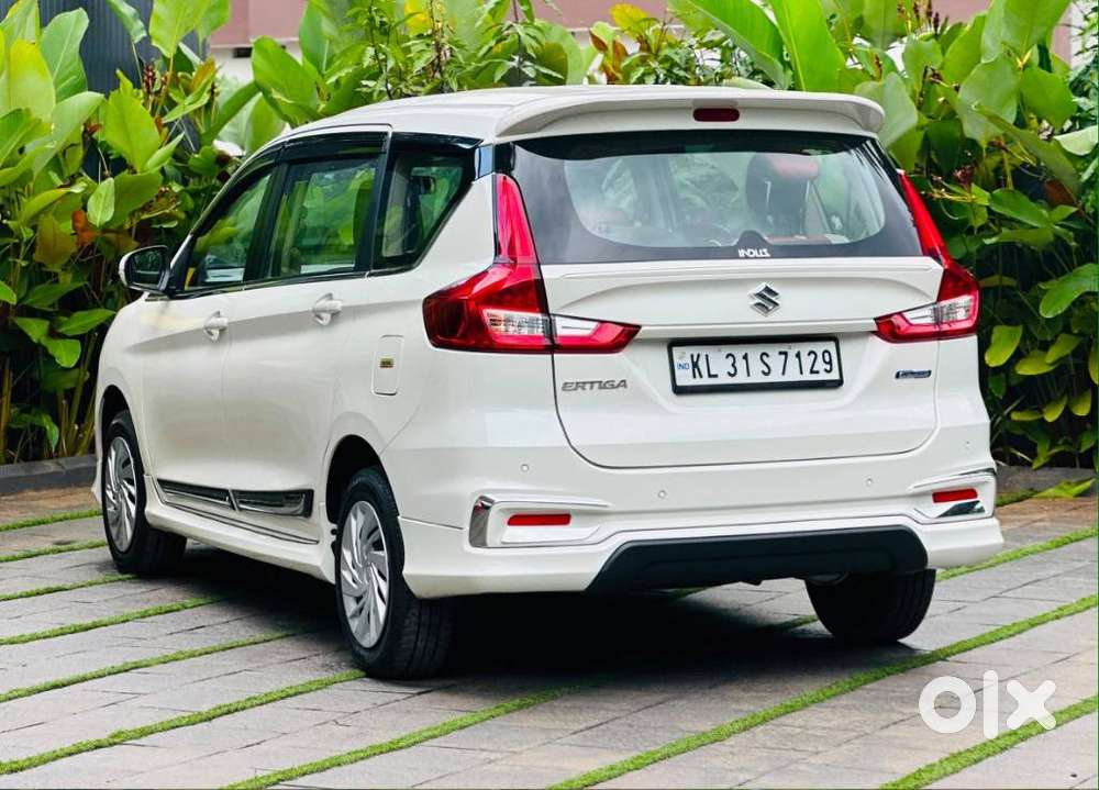 Maruti Suzuki Ertiga, 2023, Petrol