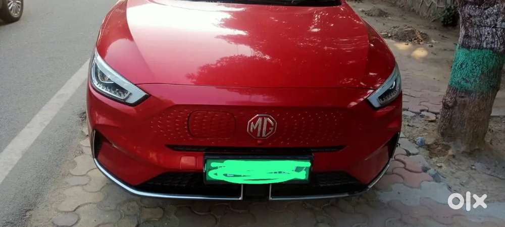 MG ZS Electric Car - Photo 2